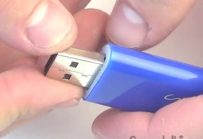 כיצד להכין מקל USB מהמצית