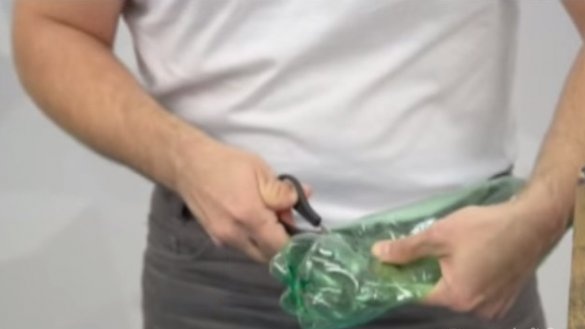пластмасови ножици за бутилки