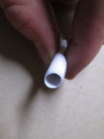 Como fazer um cache em um lápis comum com suas próprias mãos