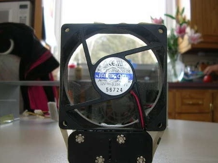 Ventilátor chladiča batérie
