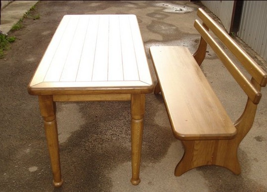 Leżak, stół i ławka do kąpieli. Produkcja krok po kroku