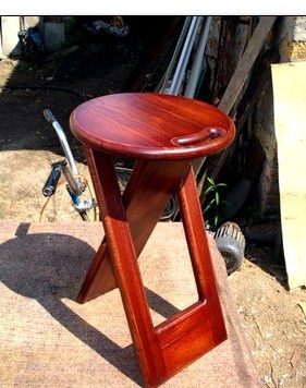 DIY folding stool