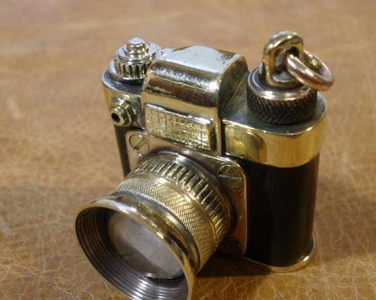 Do-it-yourself camera drive flash