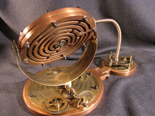 „Mechaninis labirintas“ Galvanizacijos ir ėsdinimo ant metalo modelis