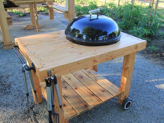 Mobile barbecue grill