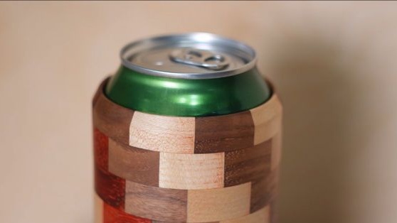 Cup holder made of wood