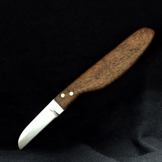 Jak zrobić nóż do rzeźbienia w drewnie bez szlifierki