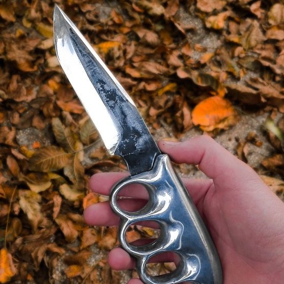 Knife with aluminum handle