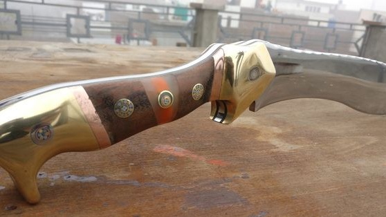 סכין בסגנון קוקרי נפאלי