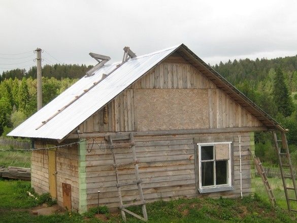 Minimalistická ocelová profilovaná střecha