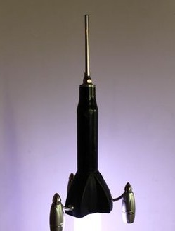 مصباح طاولة الصواريخ الصاروخية