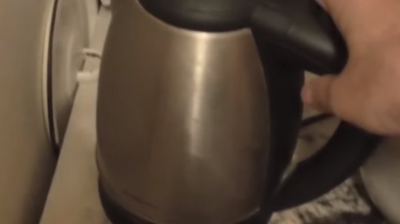 broken electric kettle