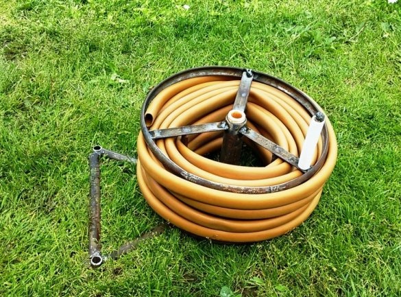 Watering hose reel