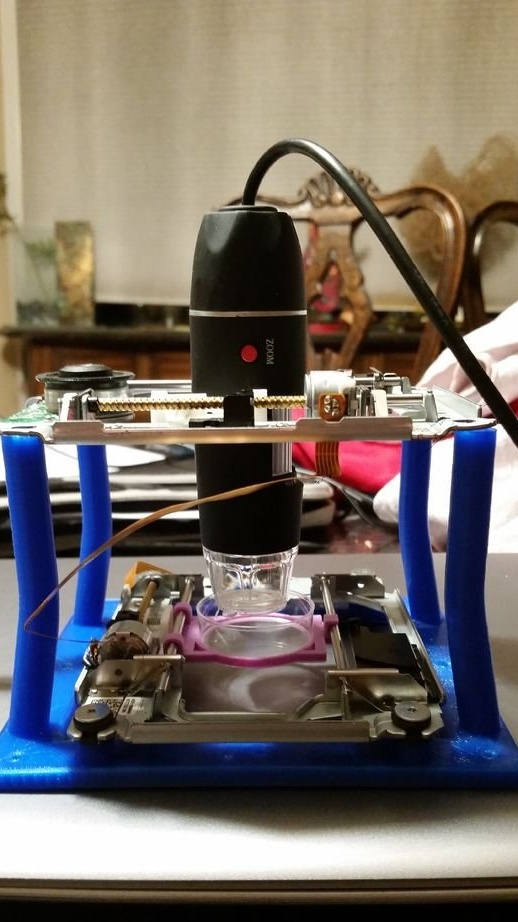 3D skeneris no diskdziņiem