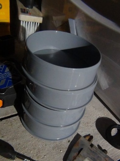 Kit de corpo para a máquina de solda: tubo, recipiente para os restos de eletrodos, suportes para um martelo