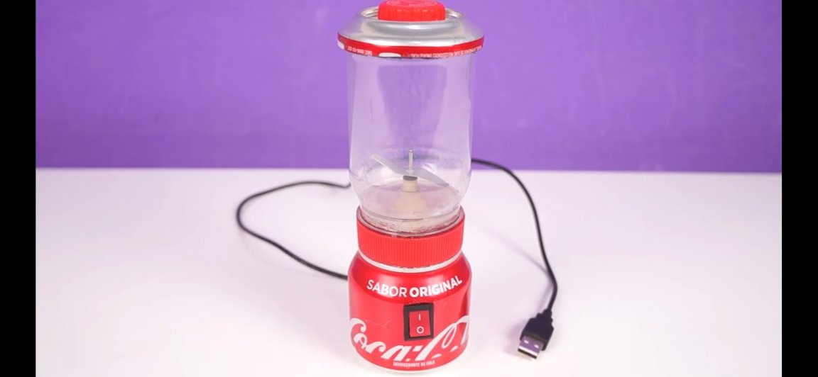 Paano gumawa ng isang miniature USB blender